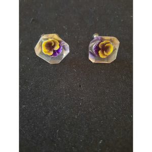 Vintage Lucite Reverse Pansies Screw Back Earrings